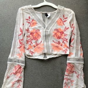 Long sleeve boho crop top